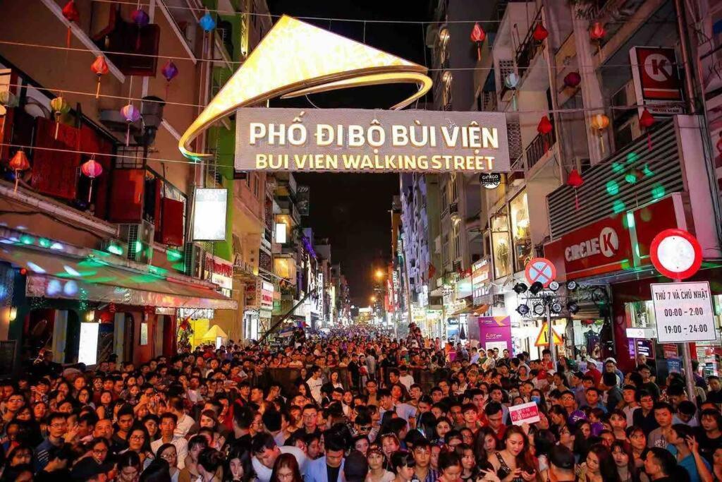 Fuzzi - Downtown Modern 1br Near Buivien Walking Street Soho Căn hộ
